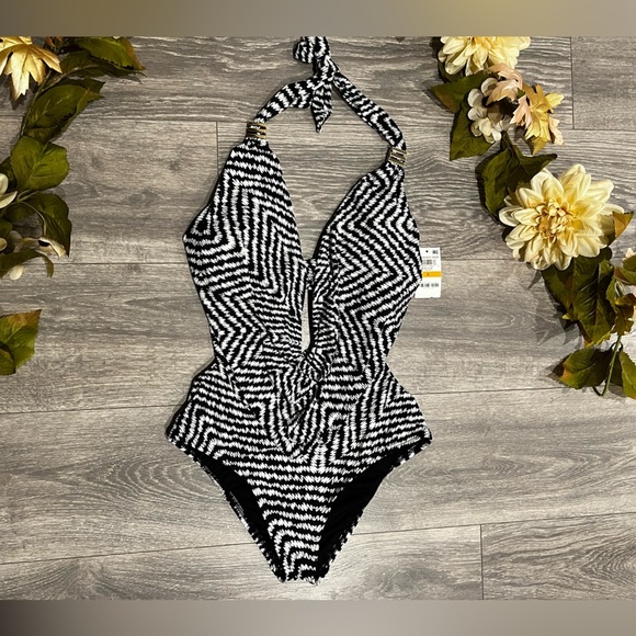 Bar III Cabo cowlneck drapey black white zigzag One-Piece monokini Swimsuit. S - Picture 4 of 11